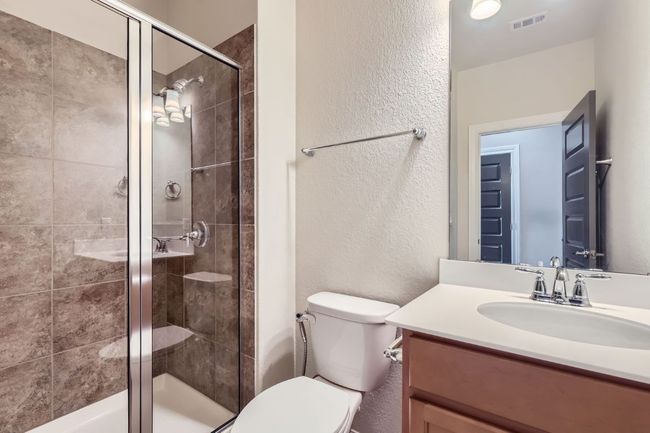 2nd floor Bathrrom | Image 20