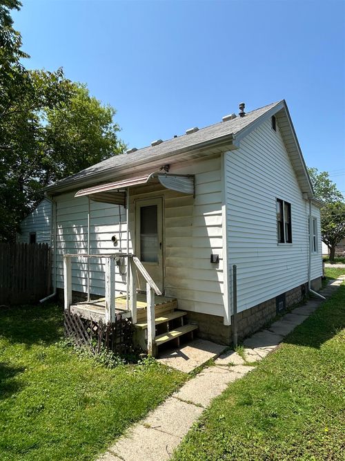 1015 Alvord Ave, Flint, MI, 48507-2309 | Card Image