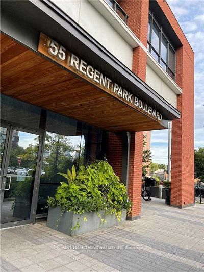 520 - 55 Regent Park Blvd, Condo with 1 bedrooms, 1 bathrooms and 1 parking in Toronto ON | Image 2