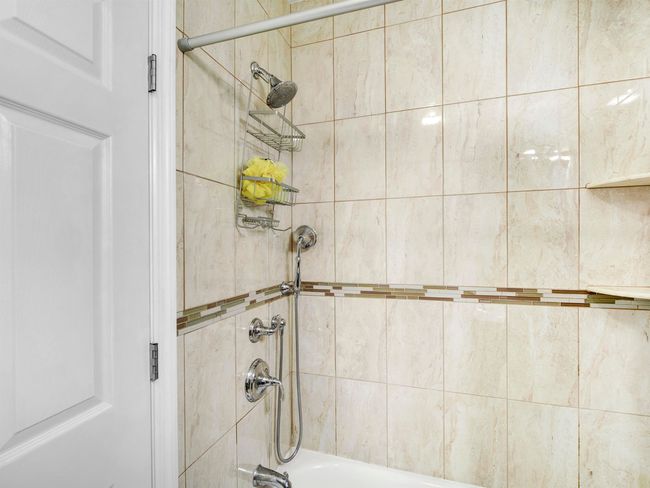 APT-2 - 517 19 Th St, Condo with 3 bedrooms, 2 bathrooms and null parking in Union City NJ | Image 21