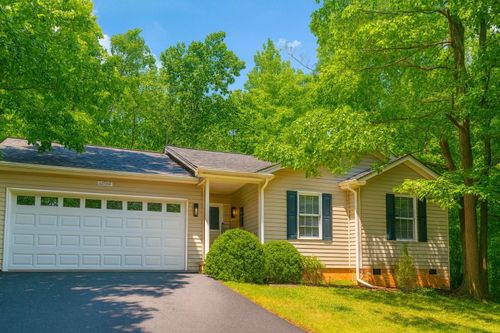 2395 Hopkins Dr, MCGAHEYSVILLE, VA, 22840-3109 | Card Image