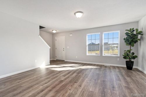 8145 Moonlight Creek Ln, Fowlerville, MI, 48836-8819 | Card Image