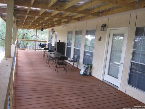 249 Lakeridge Loop, Lakehills, TX, 78063-6537 | Card Image