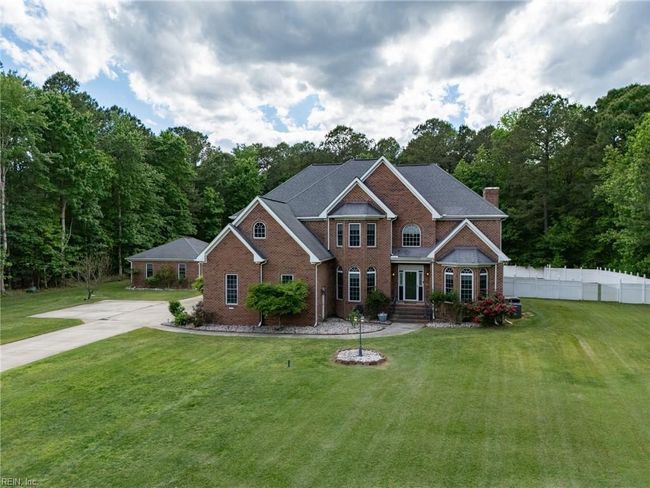 2234 Creekway Dr, House other with 5 bedrooms, 5 bathrooms and null parking in Smithfield VA | Image 50