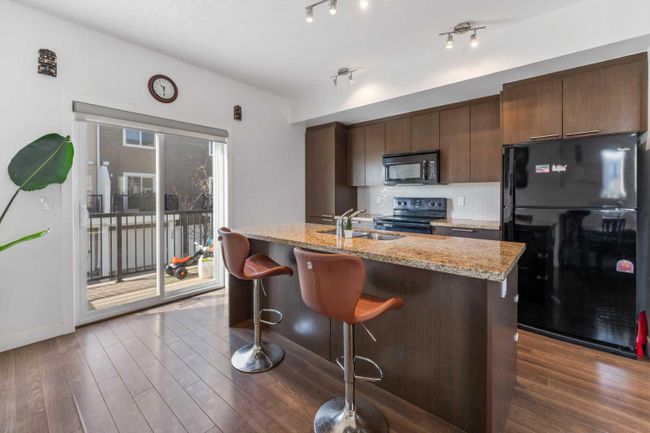 253 Silverado Common Sw, Home with 3 bedrooms, 2 bathrooms and 1 parking in Calgary AB | Image 9