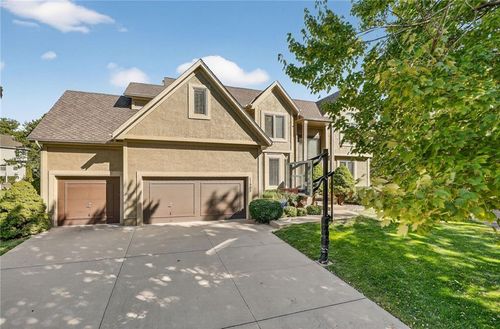 11902 W 131st Ter, Overland Park, KS, 66213-2397 | Card Image