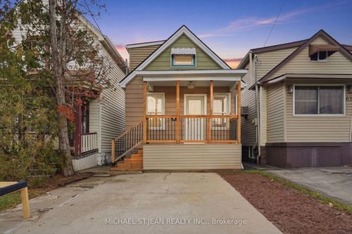 61 Graham Ave N, Hamilton, ON, L8H4J8 | Card Image