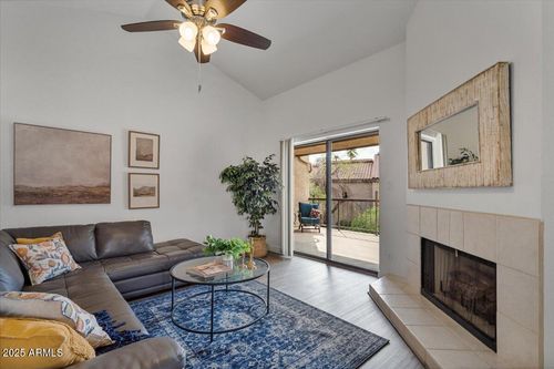 201-9430 E Mission Ln, Scottsdale, AZ, 85258-5529 | Card Image
