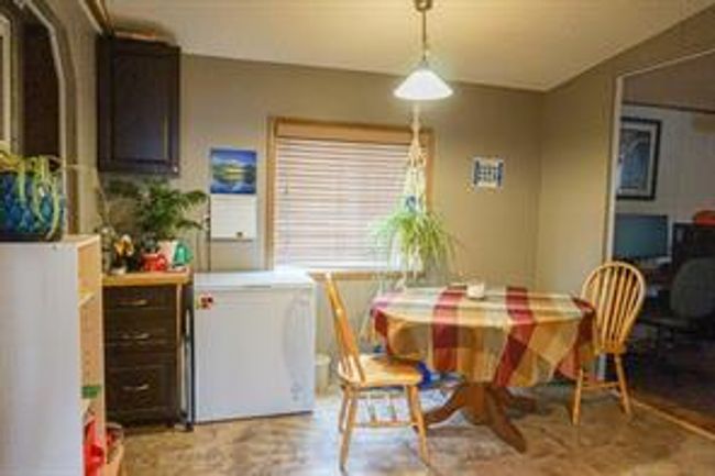 28 - 5800 46 St, Home with 2 bedrooms, 1 bathrooms and 2 parking in Olds AB | Image 10