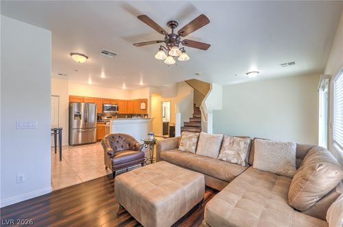 102-4850 Straight Flush Dr, Las Vegas, NV, 89122-2597 | Card Image