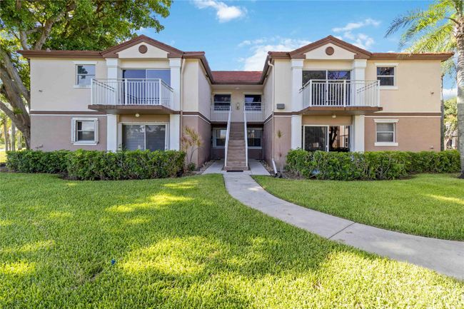 APT-203 - 1250 Sw 113 Th Ter, Condo with 2 bedrooms, 2 bathrooms and null parking in Pembroke Pines FL | Image 4