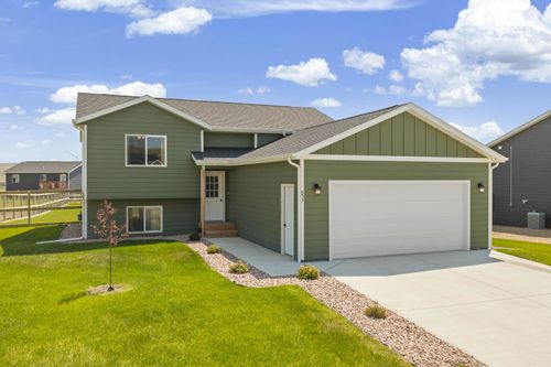853 Yorktown Blvd, Box Elder, SD, 57719-8030 | Card Image
