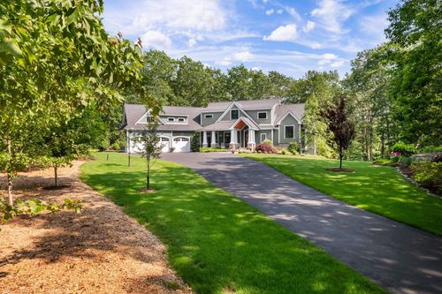 2 Bristol Ln, York, ME, 03909-5175 | Card Image