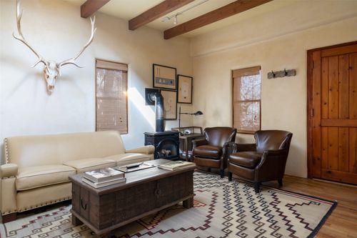 a-818 Manhattan Avenue, Santa Fe, NM, 87501 | Card Image