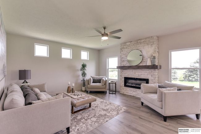 5513 N 191 St St, House other with 4 bedrooms, 3 bathrooms and 3 parking in Elkhorn NE | Image 14