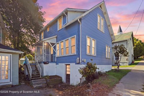 83 Dundaff St, Forest City, PA, 18421-1343 | Card Image