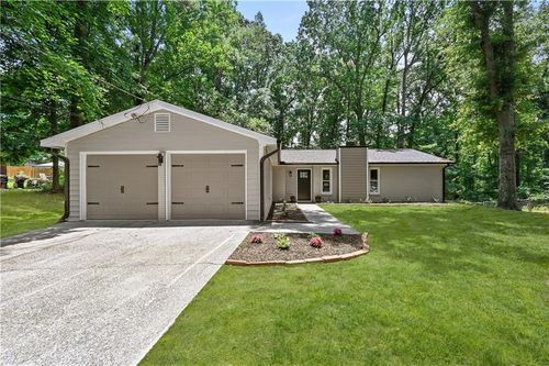 4246 Nora Ln, Duluth, GA, 30096-4559 | Card Image