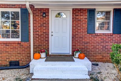 430 Coolidge Avenue, House other with 3 bedrooms, 1 bathrooms and null parking in Statesville NC | Image 2