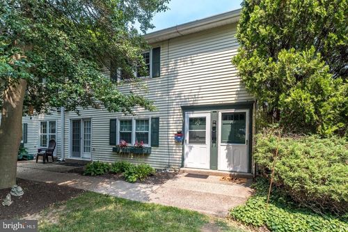 704 Yardley Commons, YARDLEY, PA, 19067 | Card Image
