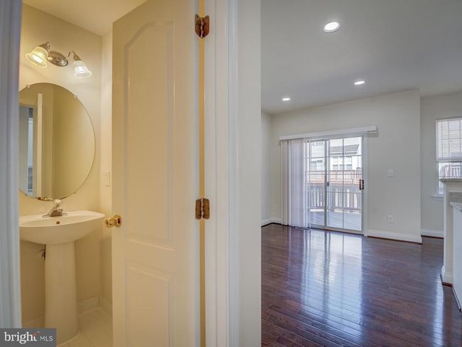 13510 Turquoise Ln, Townhouse with 4 bedrooms, 4 bathrooms and null parking in HERNDON VA | Image 12