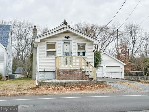 58 Manalapan Rd, Spotswood, NJ, 08884-1635 | Card Image