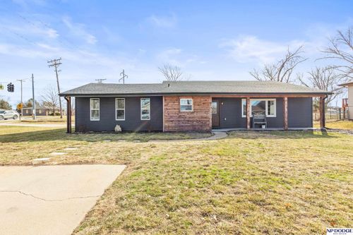 801 S East St, Valley, NE, 68064-9772 | Card Image