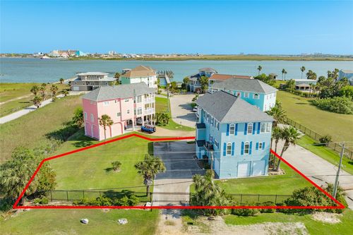 8407 Teichman Rd, Galveston, TX, 77554-9116 | Card Image