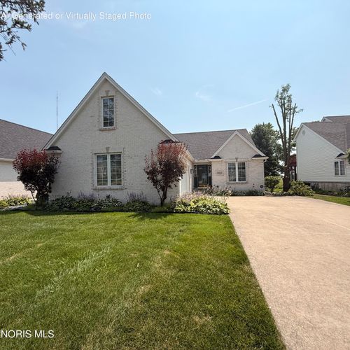 5438 Bayshore Rd, Oregon, OH, 43616-4408 | Card Image