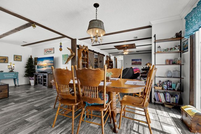 11200 Ne 22 Nd Ct, House other with 4 bedrooms, 3 bathrooms and null parking in BRANFORD FL | Image 9