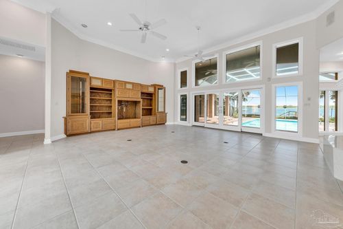 502 Parish Blvd, Mary Esther, FL, 32569-1478 | Card Image