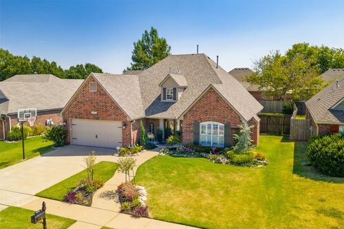 10401 N 114th East Ave, Owasso, OK, 74055-6484 | Card Image