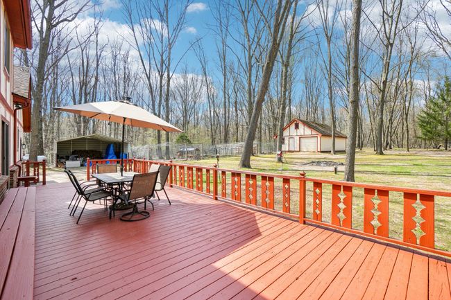 Huge Deck | Image 24