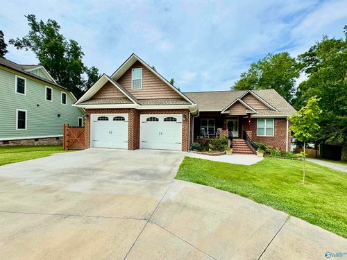 3519 Colonial Dr, Guntersville, AL, 35976-2605 | Card Image