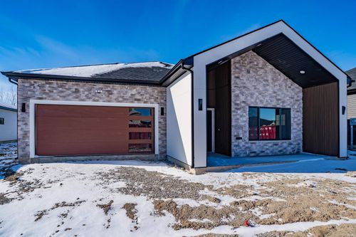 7208 Starks Blvd, Fort Wayne, IN, 46816-2711 | Card Image