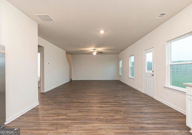 354 Egret Ct, House other with 4 bedrooms, 3 bathrooms and 2 parking in Jefferson GA | Image 4