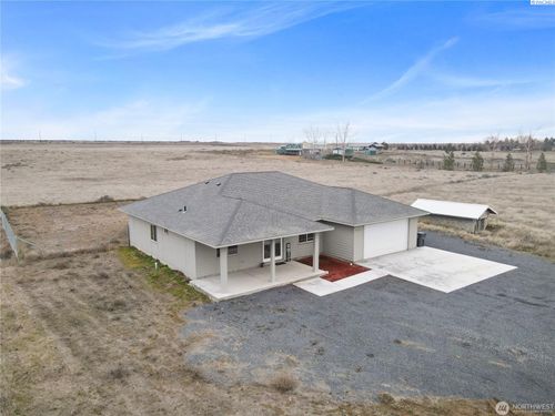 9175 Ne Neppel Rd, Moses Lake, WA, 98837 | Card Image
