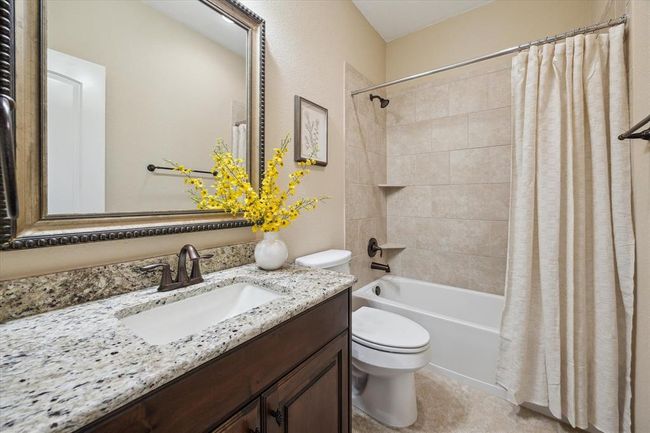 Full Bathroom upstairs | Image 33