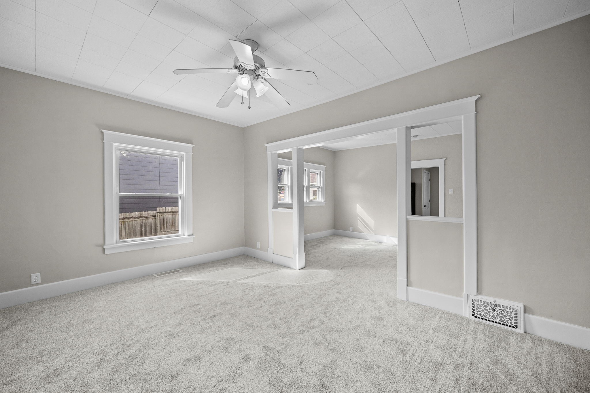Arthur Ave, Des Moines, IA 50316