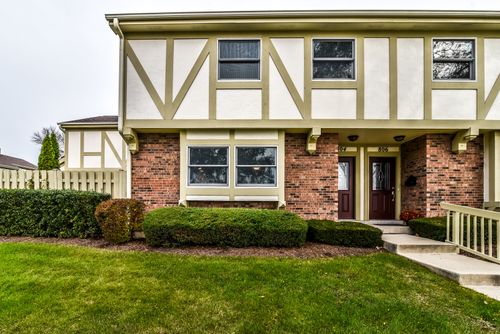 804 Hillside Ave, Barrington, IL, 60010-4535 | Card Image