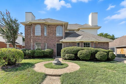 331 Trees Dr, Cedar Hill, TX, 75104-5025 | Card Image