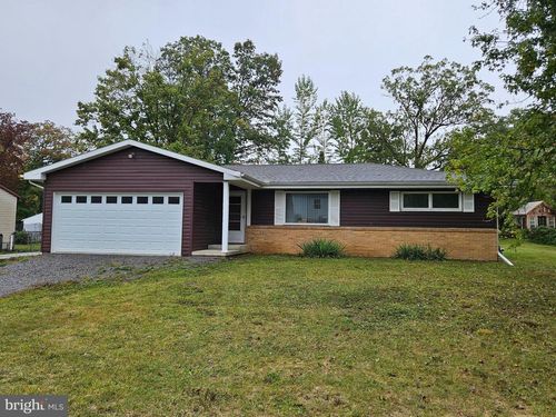 512 Oak Ln, Tyrone, PA, 16686-6910 | Card Image