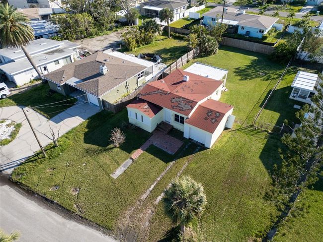 15822 Redington Dr, House other with 2 bedrooms, 2 bathrooms and null parking in REDINGTON BEACH FL | Image 6