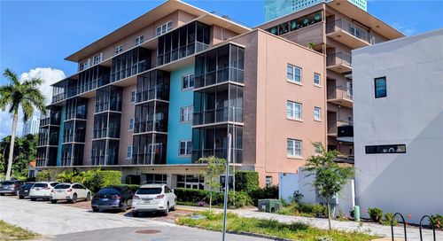 3c-750 Burlington Ave N, St Petersburg, FL, 33701-3127 | Card Image