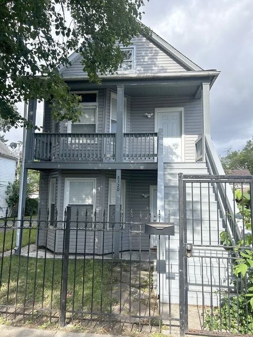 1-8320 S Kingston Ave, Chicago, IL, 60617-1910 | Card Image