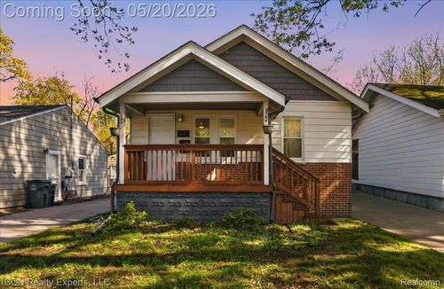 1687 Channing St, Ferndale, MI, 48220-2673 | Card Image