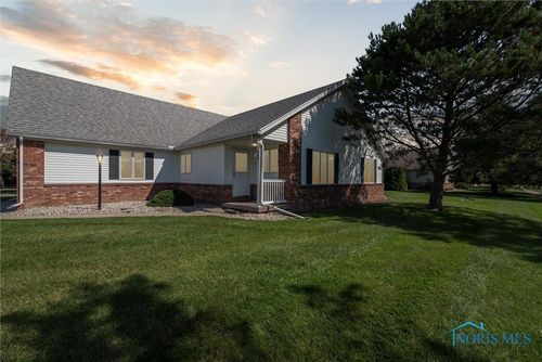 a-853 S Lallendorf Road, Oregon, OH, 43616 | Card Image