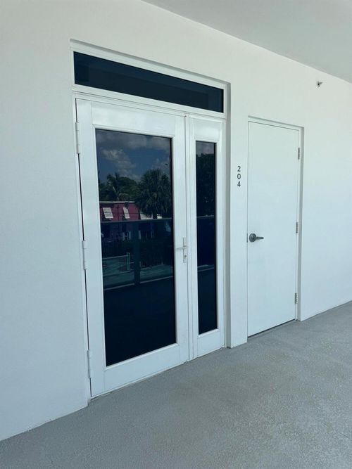 unit-204-1 S Palmway, Lake Worth Beach, FL, 33460-4122 | Card Image