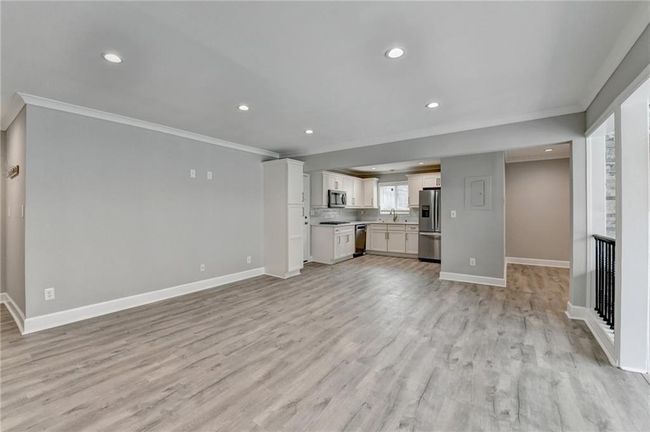 APT-29 - 346 Carpenter Dr, Condo with 2 bedrooms, 2 bathrooms and 1 parking in Sandy Springs GA | Image 8