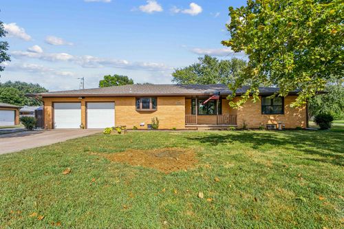 6900 W Hollywood St, Wichita, KS, 67215-1618 | Card Image