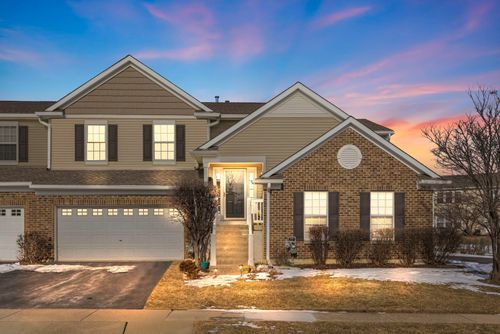 2612-2612 Loren Ln, Algonquin, IL, 60102-2541 | Card Image